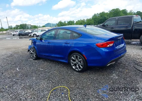 2015 Chrysler 200 S z USA, uszkodzony, nr VIN 1C3CCCBG0FN615972